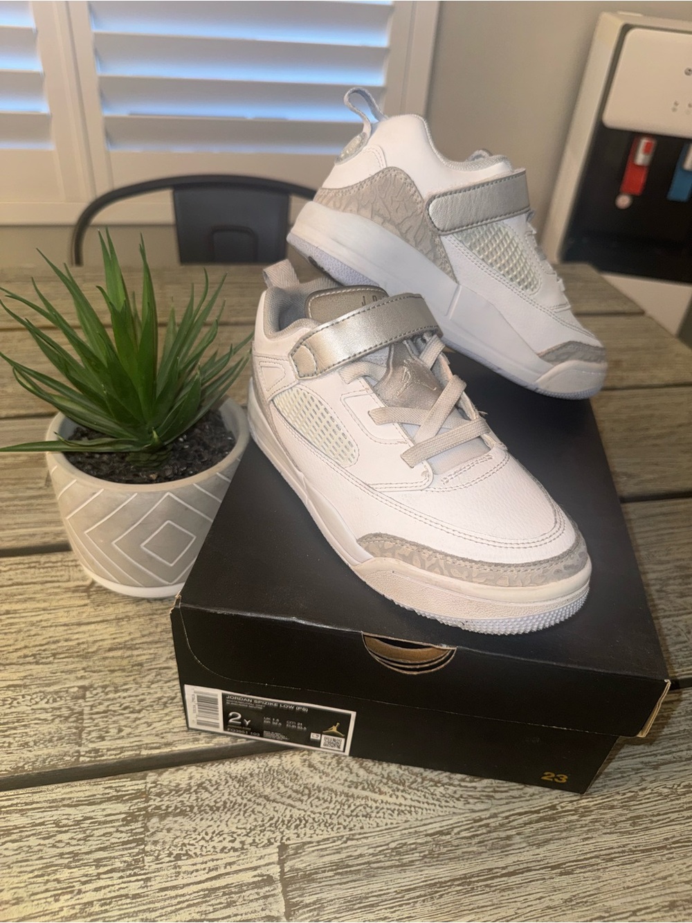 Jordan Kids Spizike White & Silver Sneakers Velcro Closure, Sz 2